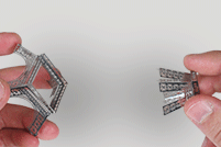 Процес складання 3D конструктора